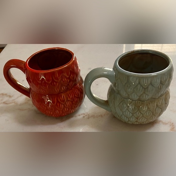 Owl Shaped Ceramic Mugs Set Of 2 In Red And Green Earthtones - Picture 3 of 5